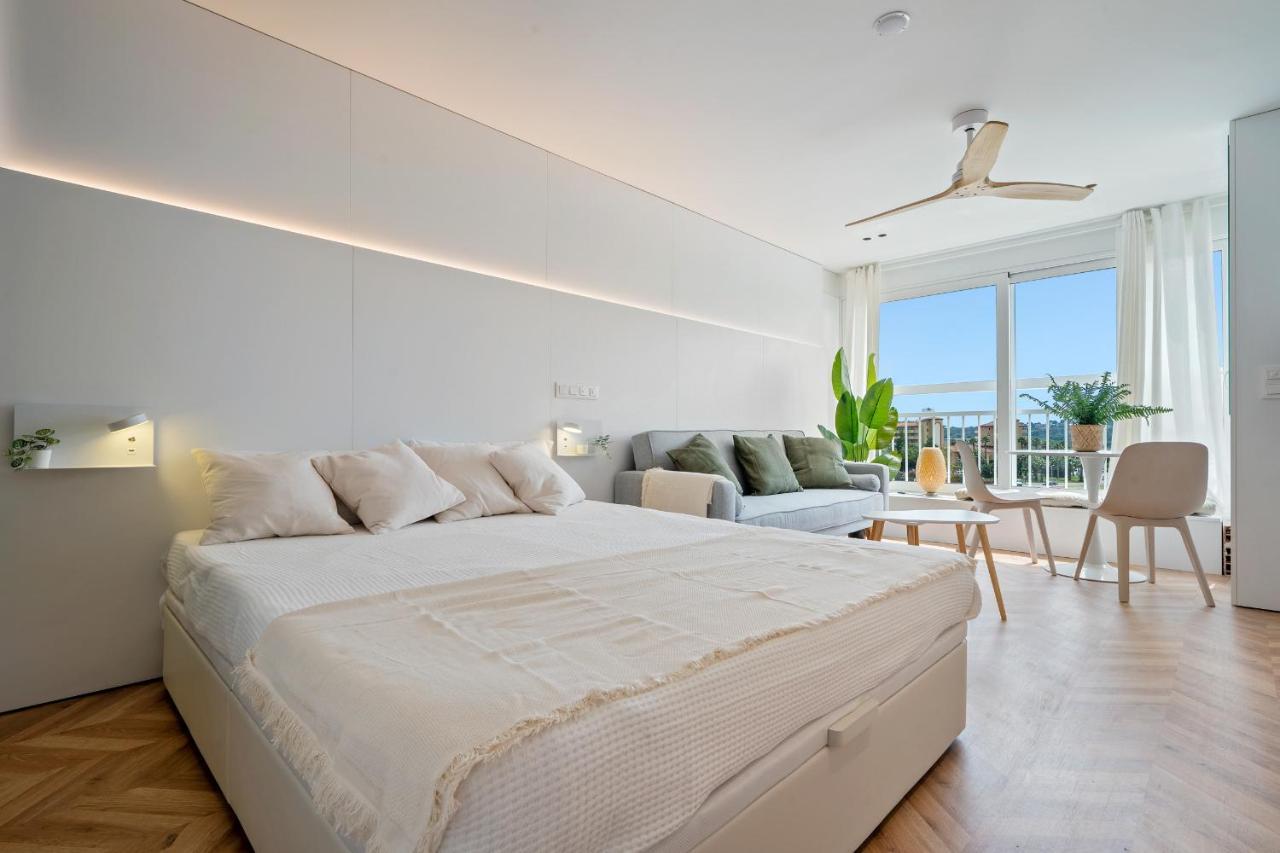 Hauzify I Loft Ancora Apartment La Pineda Ngoại thất bức ảnh