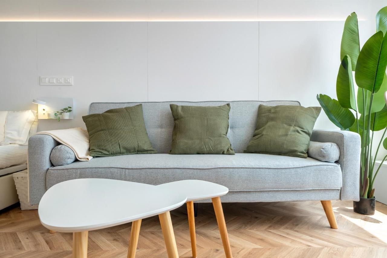 Hauzify I Loft Ancora Apartment La Pineda Ngoại thất bức ảnh